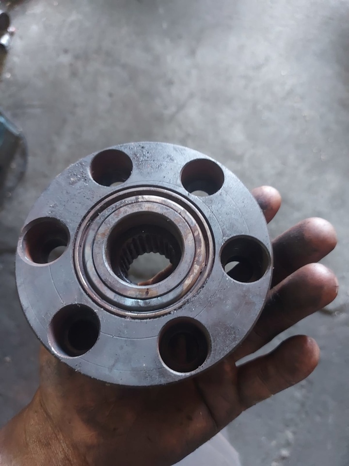 Ford 8730 Powershift sprzęgło - Сцепление и запчасти для Тракторов: фото 3 Ford 8730 Powershift sprzęgło - Сцепление и запчасти для Тракторов: фото 3