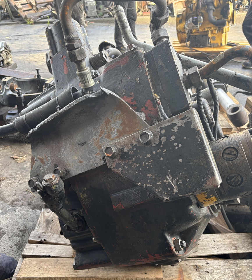 HANOMAG 422 Skrzynia Biegów do ładowarki kołowej HANOMAG 55 D - Коробка передач для Сельскохозяйственной техники: фото 5 HANOMAG 422 Skrzynia Biegów do ładowarki kołowej HANOMAG 55 D - Коробка передач для Сельскохозяйственной техники: фото 5