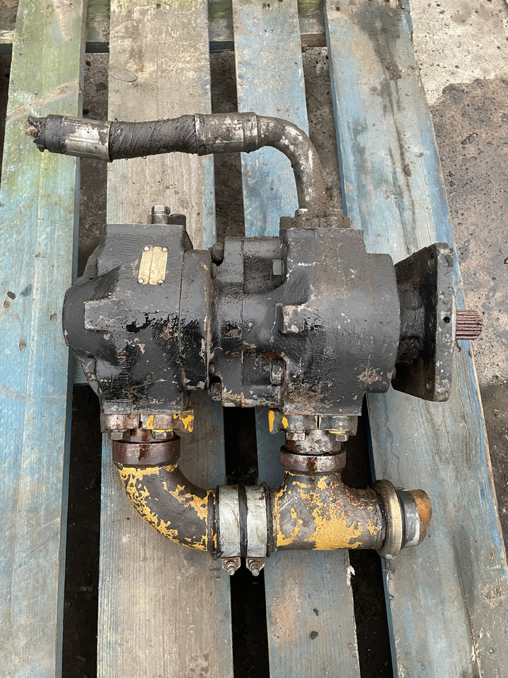 Hamworthy PC558686C1 Volvo Zettelmayer - pompa hydrauliczna - Гидравлический насос для Сельскохозяйственной техники: фото 1 Hamworthy PC558686C1 Volvo Zettelmayer - pompa hydrauliczna - Гидравлический насос для Сельскохозяйственной техники: фото 1