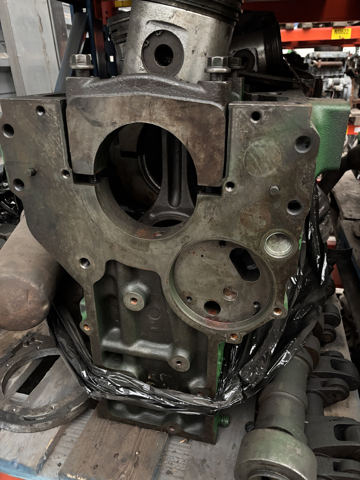 John Deere 6125 R517076 R518736 R518737 Blok Silnika Tłoki Korbowody Wał CZĘŚCI - Блок цилиндров для Сельскохозяйственной техники: фото 2 John Deere 6125 R517076 R518736 R518737 Blok Silnika Tłoki Korbowody Wał CZĘŚCI - Блок цилиндров для Сельскохозяйственной техники: фото 2