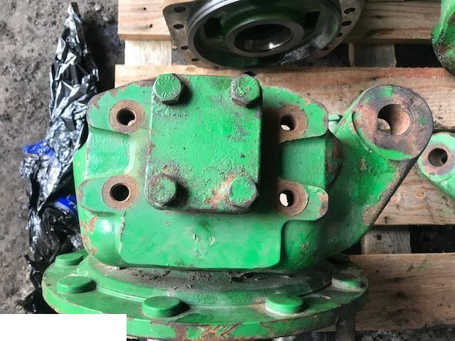 John Deere 6920 - Zwrotnica Prawa - Поворотный кулак для Сельскохозяйственной техники: фото 2 John Deere 6920 - Zwrotnica Prawa - Поворотный кулак для Сельскохозяйственной техники: фото 2