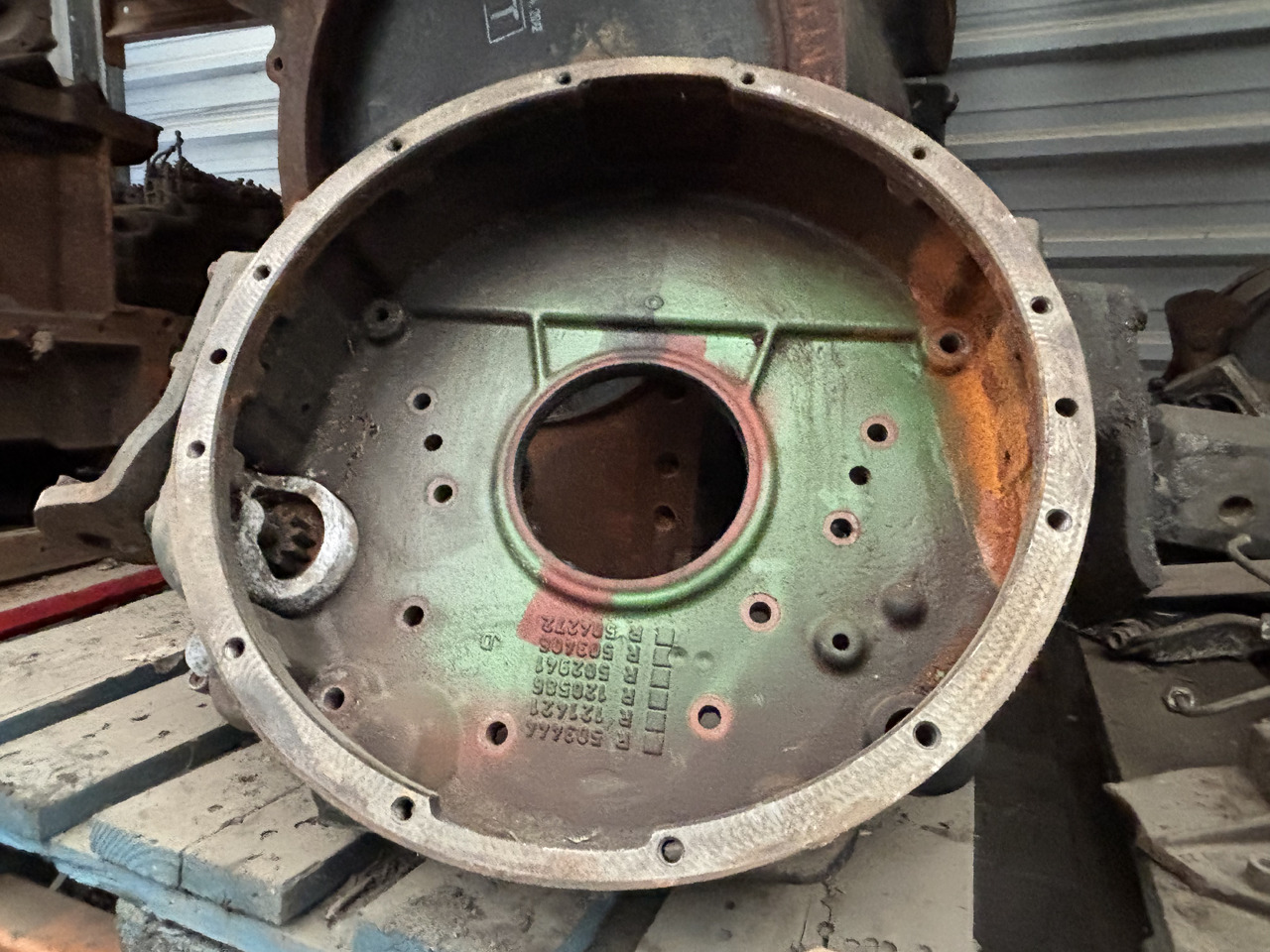 John Deere R503444 R121421 R120586 502941 R503406 R504272 Obudowa Koła Zamachowego - Маховик для Сельскохозяйственной техники: фото 1 John Deere R503444 R121421 R120586 502941 R503406 R504272 Obudowa Koła Zamachowego - Маховик для Сельскохозяйственной техники: фото 1