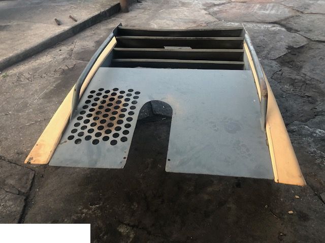 Liebherr 564 - Klapa Silnika - Капот для Колёсных погрузчиков: фото 4 Liebherr 564 - Klapa Silnika - Капот для Колёсных погрузчиков: фото 4