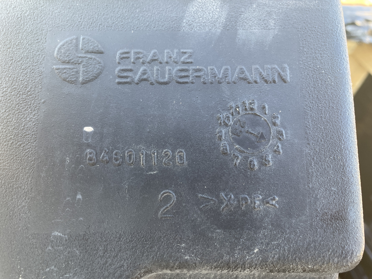 New Holland T7 - zbiornik paliwa 84601120 - Подготовка топлива для Сельскохозяйственной техники: фото 2 New Holland T7 - zbiornik paliwa 84601120 - Подготовка топлива для Сельскохозяйственной техники: фото 2