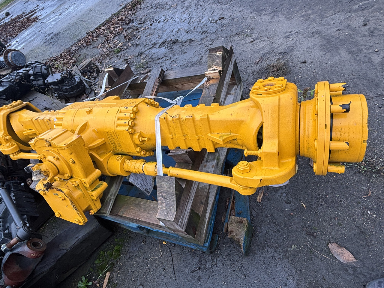 SPICER DANA 311/212/231 831008 Obudowa Centralna Mostu Dyfer CZĘŚCI NOWE - Ось и запчасти для Сельскохозяйственной техники: фото 2 SPICER DANA 311/212/231 831008 Obudowa Centralna Mostu Dyfer CZĘŚCI NOWE - Ось и запчасти для Сельскохозяйственной техники: фото 2