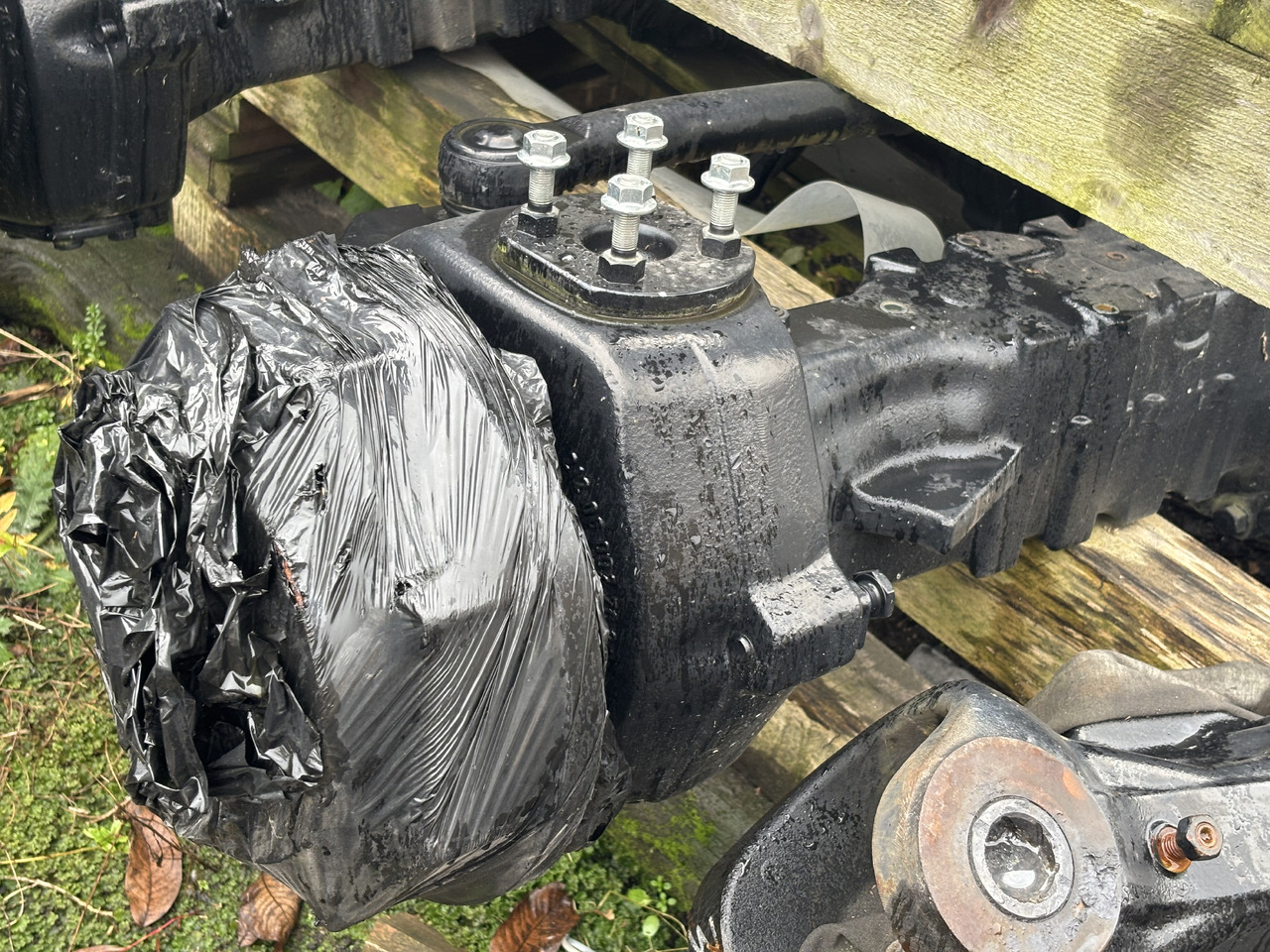 SPICER DANA 367/212/134 Obudowa Centralna Mostu Dyfer CZĘŚCI NOWE - Ось и запчасти для Сельскохозяйственной техники: фото 4 SPICER DANA 367/212/134 Obudowa Centralna Mostu Dyfer CZĘŚCI NOWE - Ось и запчасти для Сельскохозяйственной техники: фото 4