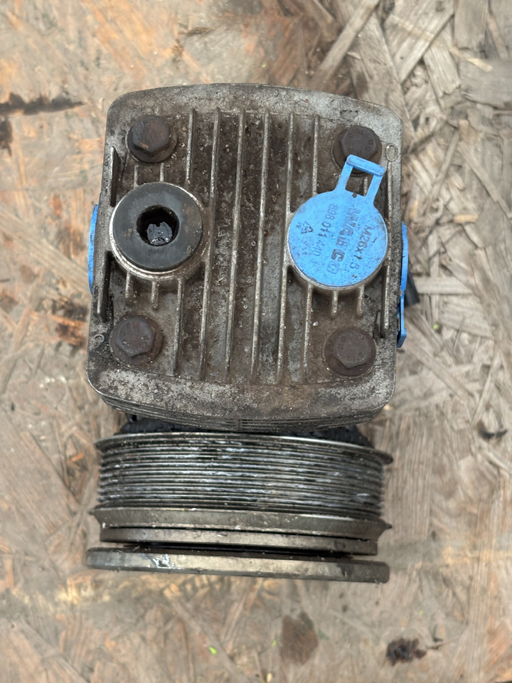 WABCO Kompresor Sprężonego Powietrza 4111411020 - Пневмокомпрессор для Сельскохозяйственной техники: фото 2 WABCO Kompresor Sprężonego Powietrza 4111411020 - Пневмокомпрессор для Сельскохозяйственной техники: фото 2