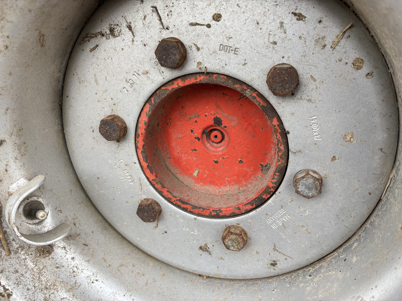 Weidemann 2006 2000rok Felga Opona Koło Przednia Tylna Przód Tył 13.00x17 CZĘŚCI - Колесный диск для Сельскохозяйственной техники: фото 4 Weidemann 2006 2000rok Felga Opona Koło Przednia Tylna Przód Tył 13.00x17 CZĘŚCI - Колесный диск для Сельскохозяйственной техники: фото 4