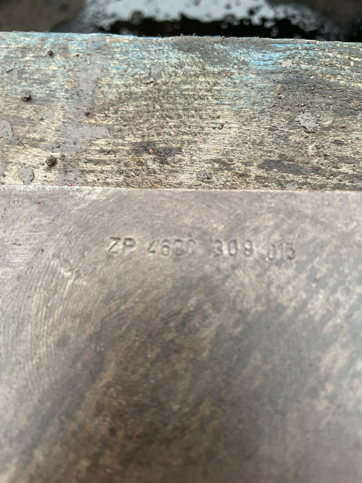 ZF 4PW45H1 Zettelmayer Volvo - skrzynia biegów - obudowa 4620309015 - Коробка передач для Сельскохозяйственной техники: фото 2 ZF 4PW45H1 Zettelmayer Volvo - skrzynia biegów - obudowa 4620309015 - Коробка передач для Сельскохозяйственной техники: фото 2