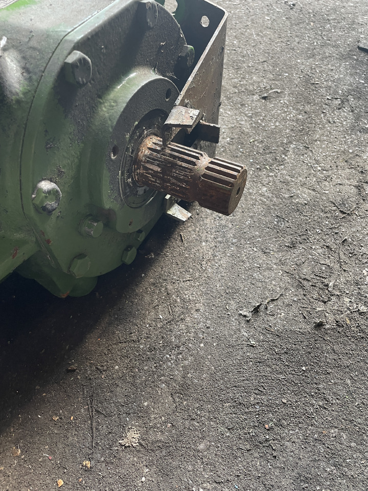 Krone Comprima - przekładnia główna 200624220 - Запчасти для Пресс-подборщиков рулонных: фото 2 Krone Comprima - przekładnia główna 200624220 - Запчасти для Пресс-подборщиков рулонных: фото 2