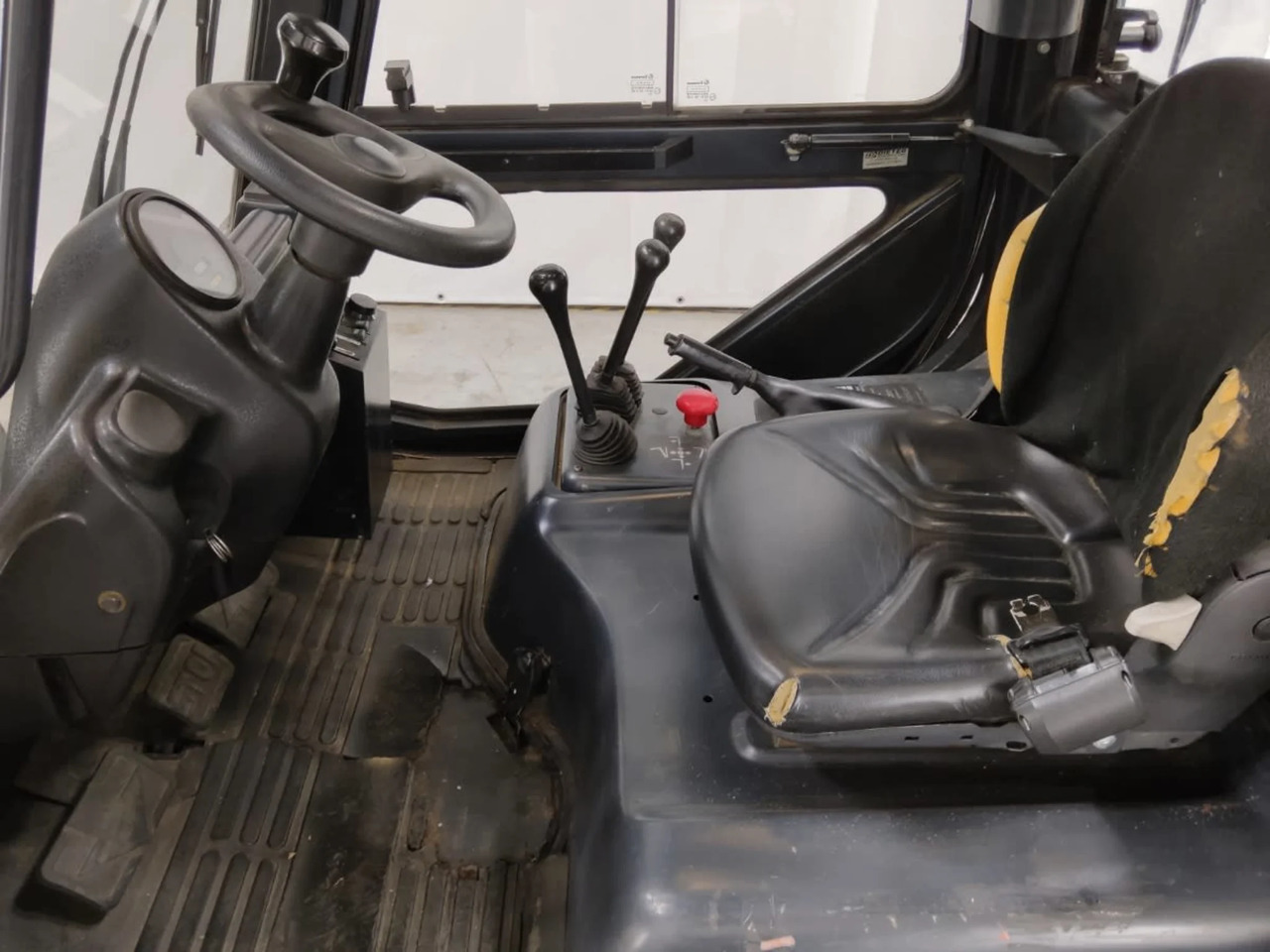 Linde E40P - Электропогрузчик: фото 3 Linde E40P - Электропогрузчик: фото 3