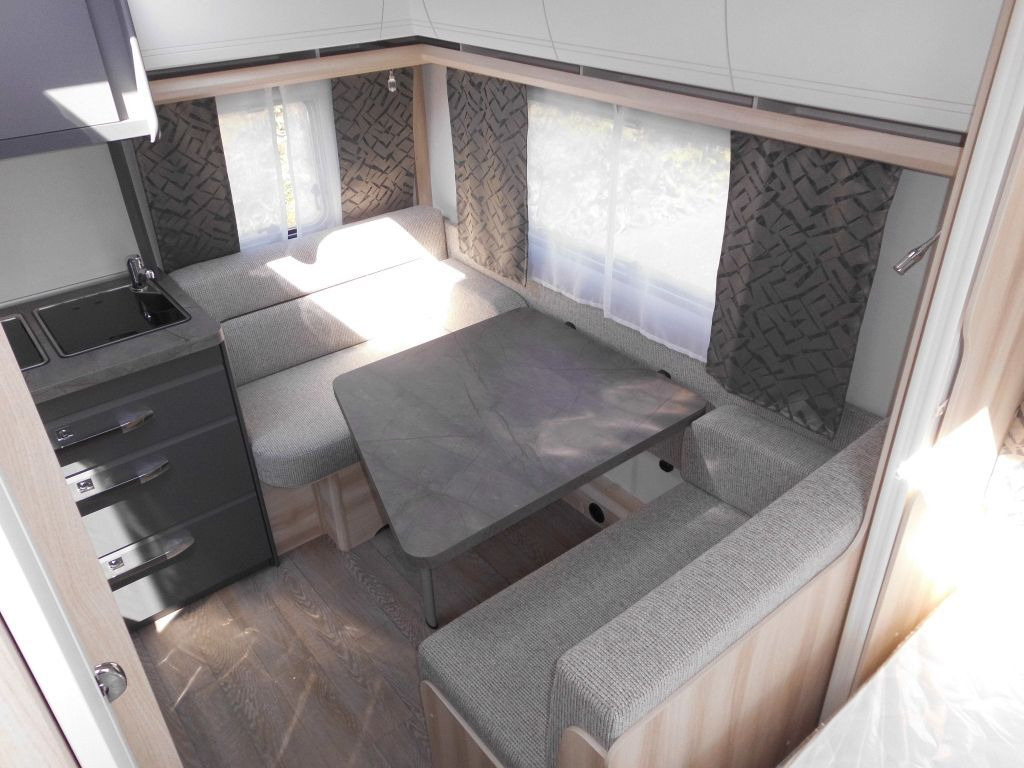 Hobby De Luxe 400 SFe 2025 1500kg. Hobby De Luxe 400 SFe Lagerabverkauf! - Прицеп дача: фото 5 Hobby De Luxe 400 SFe 2025 1500kg. Hobby De Luxe 400 SFe Lagerabverkauf! - Прицеп дача: фото 5