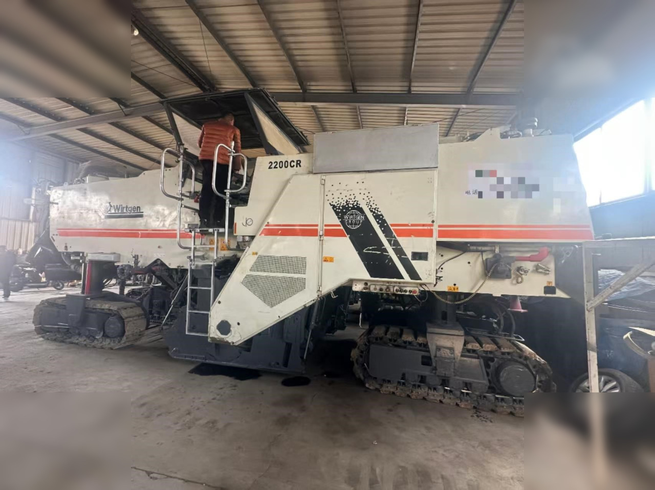 2004 WIRTGEN W2200 CR - Дорожная фреза: фото 1 2004 WIRTGEN W2200 CR - Дорожная фреза: фото 1