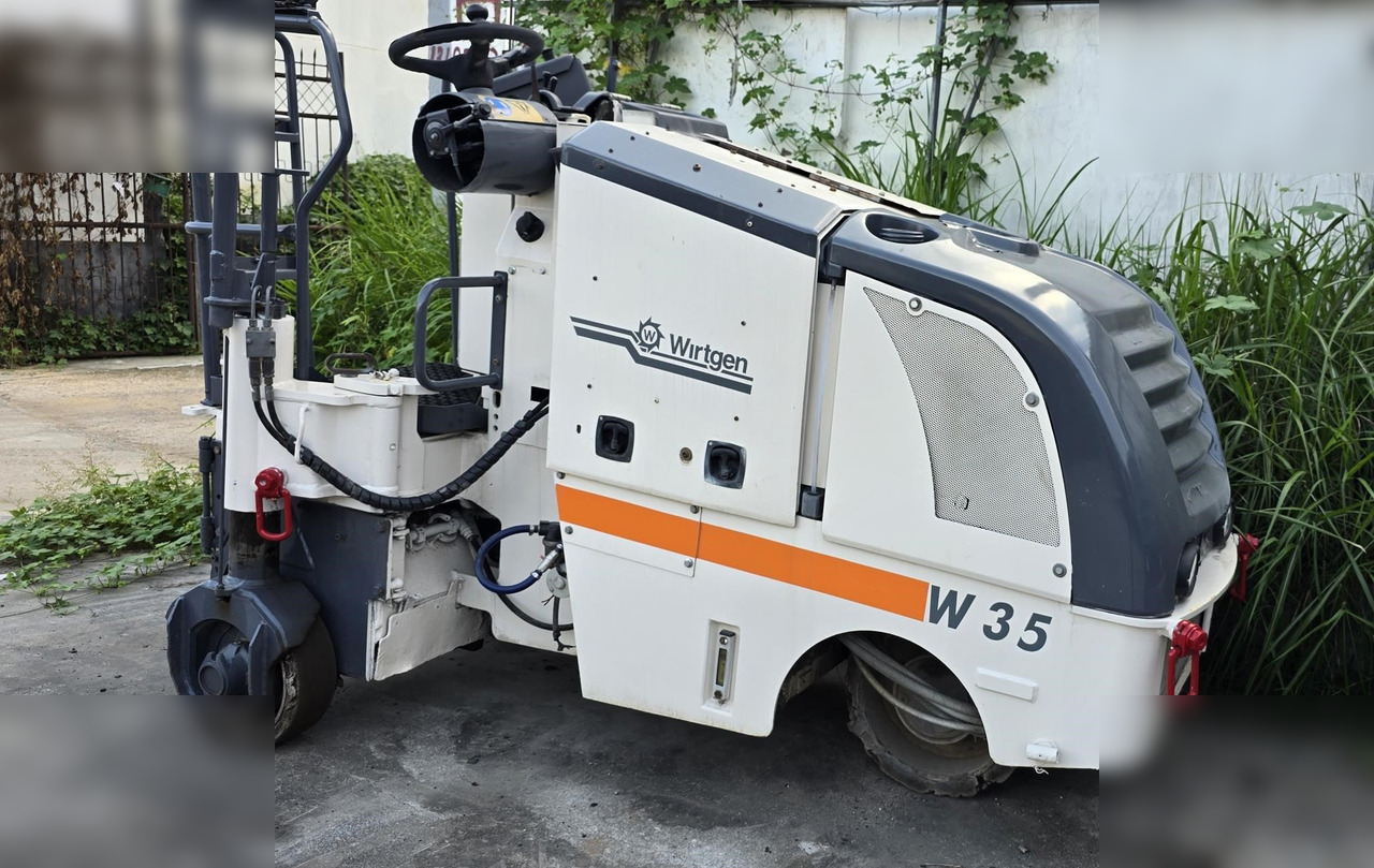 2010 WIRTGEN W35 - Дорожная фреза: фото 1 2010 WIRTGEN W35 - Дорожная фреза: фото 1