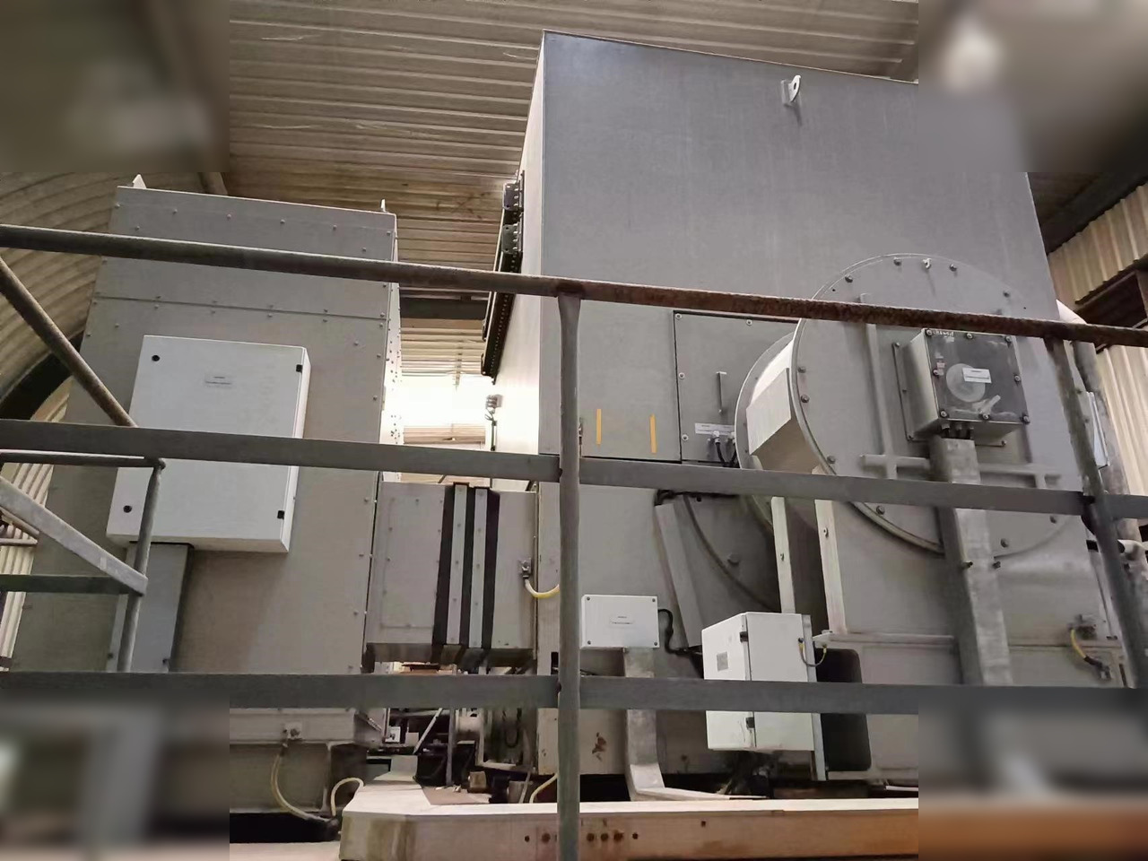 2011 SIEMENS SST-400 - Промышленное климатическое оборудование: фото 2 2011 SIEMENS SST-400 - Промышленное климатическое оборудование: фото 2