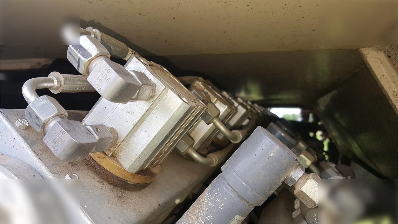 2012 WIRTGEN WR2500S - Стабилизатор грунта: фото 4 2012 WIRTGEN WR2500S - Стабилизатор грунта: фото 4