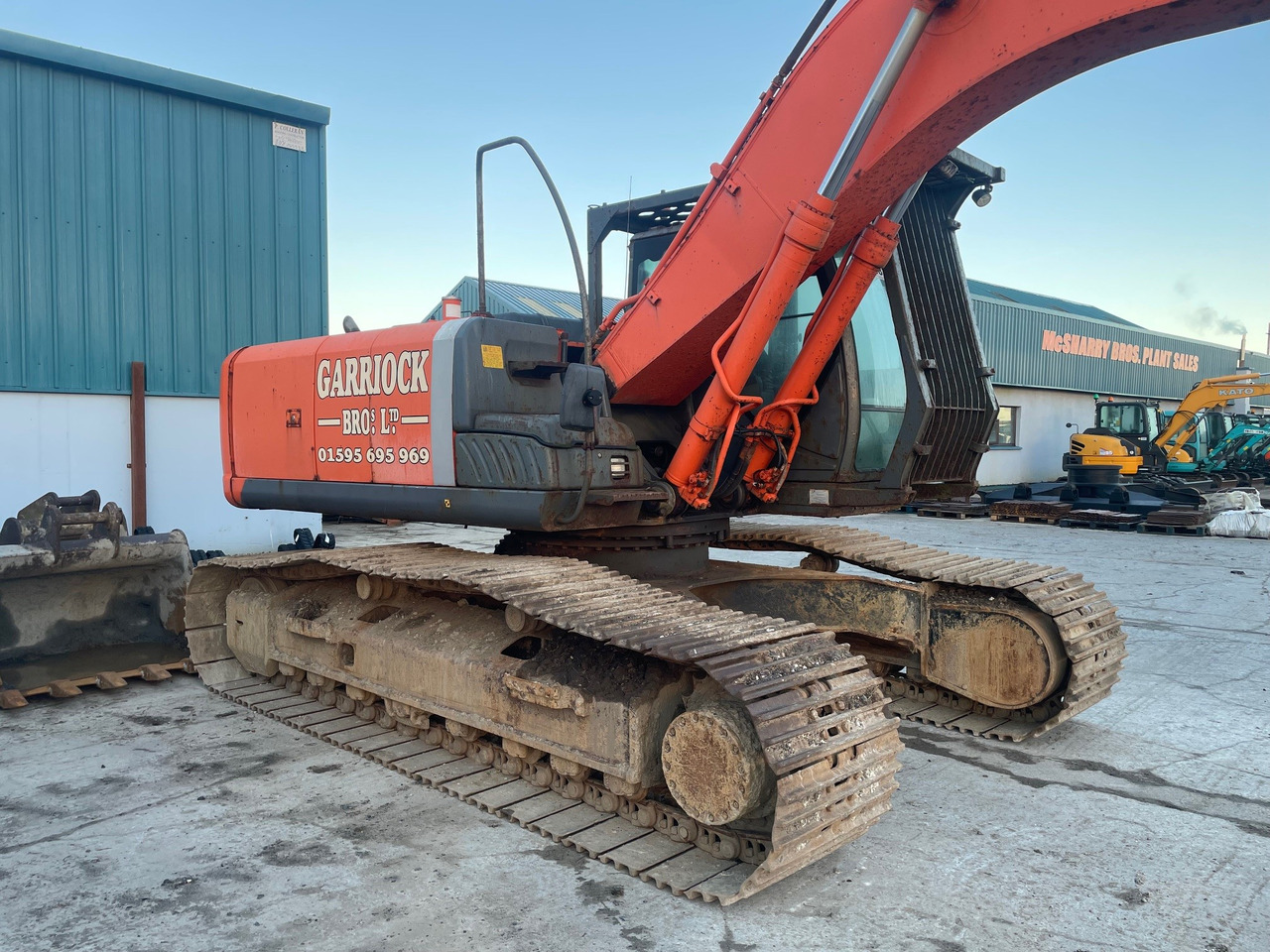 HITACHI ZX280LC-3 - Строительная техника для Гусеничных экскаваторов: фото 4 HITACHI ZX280LC-3 - Строительная техника для Гусеничных экскаваторов: фото 4