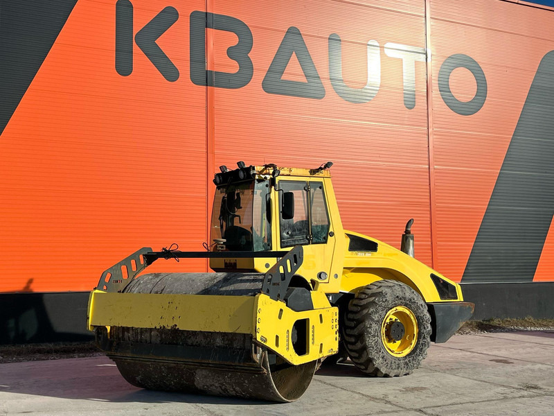 Bomag BW 213 DH - Каток: фото 1 Bomag BW 213 DH - Каток: фото 1