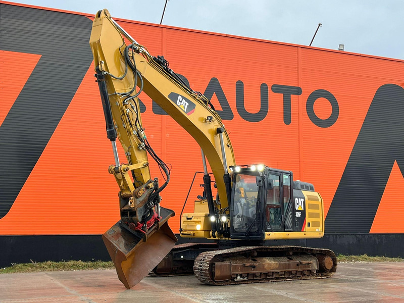 Caterpillar 326 FL 3D / ROTOTILT / AC / CENTRAL LUBRICATION / AUXILIARY HEATER - Гусеничный экскаватор: фото 1 Caterpillar 326 FL 3D / ROTOTILT / AC / CENTRAL LUBRICATION / AUXILIARY HEATER - Гусеничный экскаватор: фото 1