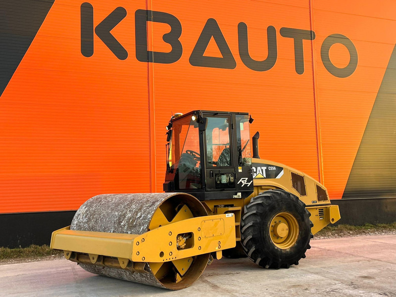 Caterpillar CS 56 PRICE WITHOUT Trimble 3D ! / AC - Каток: фото 1 Caterpillar CS 56 PRICE WITHOUT Trimble 3D ! / AC - Каток: фото 1