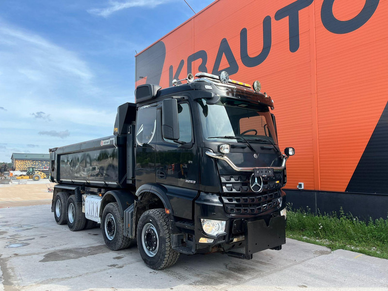 Mercedes-Benz Arocs 3253 8x4 2019 - Самосвал: фото 4 Mercedes-Benz Arocs 3253 8x4 2019 - Самосвал: фото 4