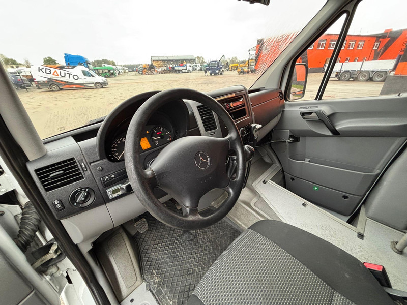 Микроавтобус, Пассажирский фургон Mercedes-Benz Sprinter 516 CDI 4x2 19+1 SEATS: фото 11