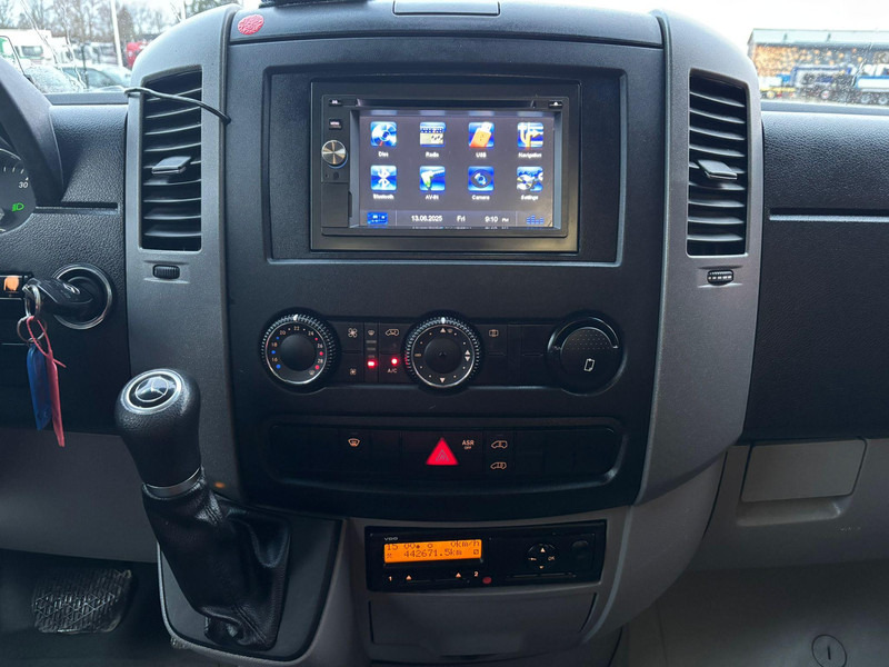 Микроавтобус, Пассажирский фургон Mercedes-Benz Sprinter 519CDI 16 + 1 SEATS / AC: фото 14