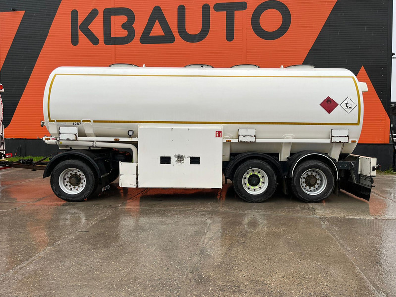 ROHR ANH-A-ZE 26 TOTAL CAPACITY 29900 I / 8250+6750+6850+8050 I - Прицеп-цистерна: фото 3 ROHR ANH-A-ZE 26 TOTAL CAPACITY 29900 I / 8250+6750+6850+8050 I - Прицеп-цистерна: фото 3