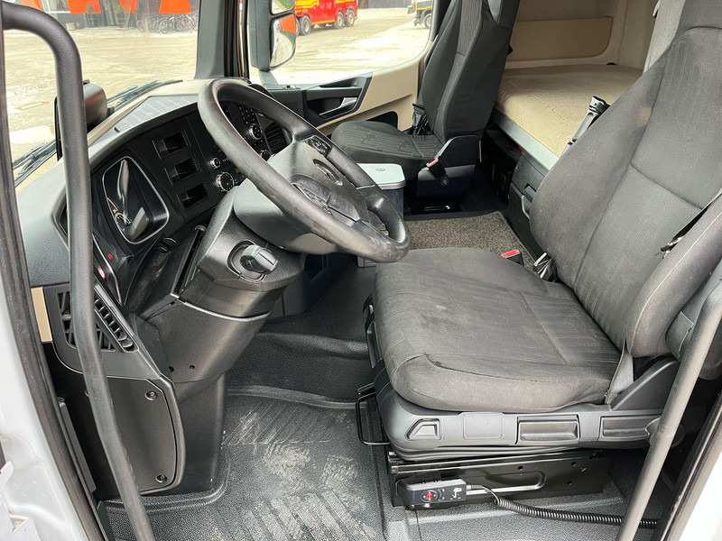 Тягач Mercedes-Benz Actros 1842 4x2 STREAM SPACE / RETARDER: фото 20