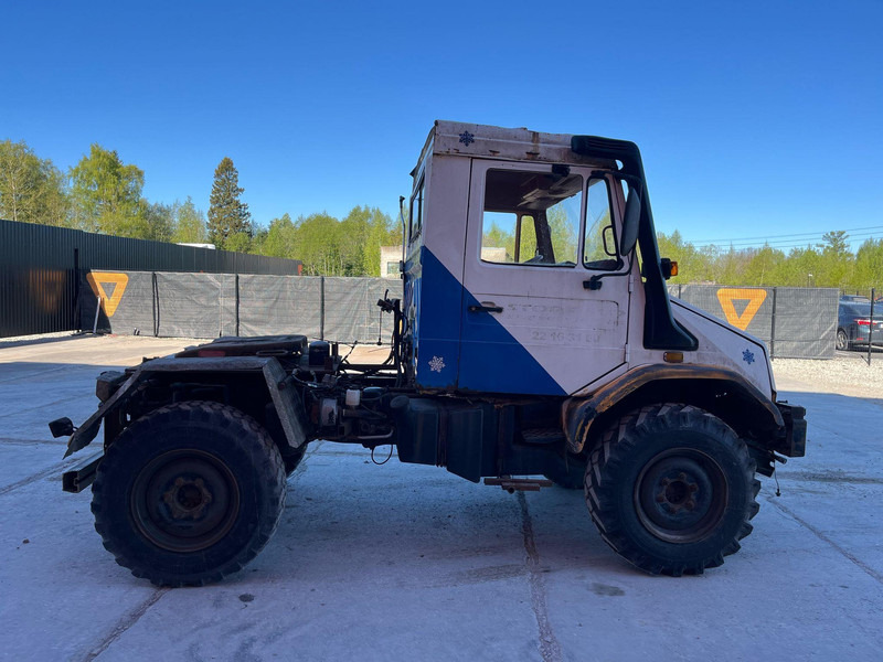 Mercedes-Benz Unimog U130 4x4 - Тягач: фото 5 Mercedes-Benz Unimog U130 4x4 - Тягач: фото 5