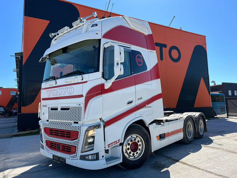 Volvo FH 16 750 6x2 RETARDER / HYDRAULICS / DOUBLE BOGIE / FULL AIR / ADR / GLOBE XL - Тягач: фото 2 Volvo FH 16 750 6x2 RETARDER / HYDRAULICS / DOUBLE BOGIE / FULL AIR / ADR / GLOBE XL - Тягач: фото 2