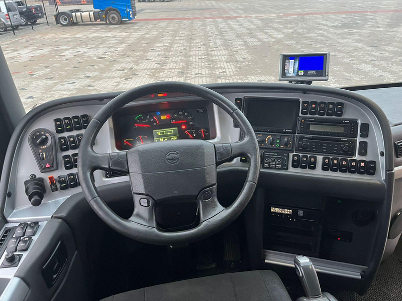 Туристический автобус Volvo B11R 9900 6x2*4 58 SEATS / AC / AUXILIARY HEATING / WC: фото 11 Туристический автобус Volvo B11R 9900 6x2*4 58 SEATS / AC / AUXILIARY HEATING / WC: фото 11