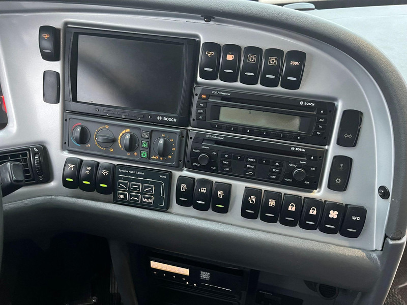 Туристический автобус Volvo B11R 9900 6x2*4 58 SEATS / AC / AUXILIARY HEATING / WC: фото 13 Туристический автобус Volvo B11R 9900 6x2*4 58 SEATS / AC / AUXILIARY HEATING / WC: фото 13