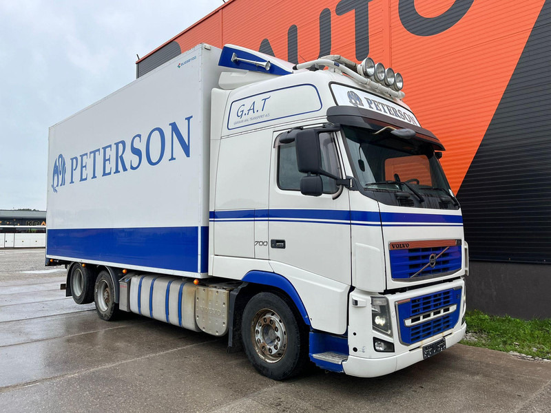 Volvo FH 16 700 6x2 GLOBE XXL / RETARDER / BIG AXLE - Грузовик с закрытым кузовом: фото 4 Volvo FH 16 700 6x2 GLOBE XXL / RETARDER / BIG AXLE - Грузовик с закрытым кузовом: фото 4
