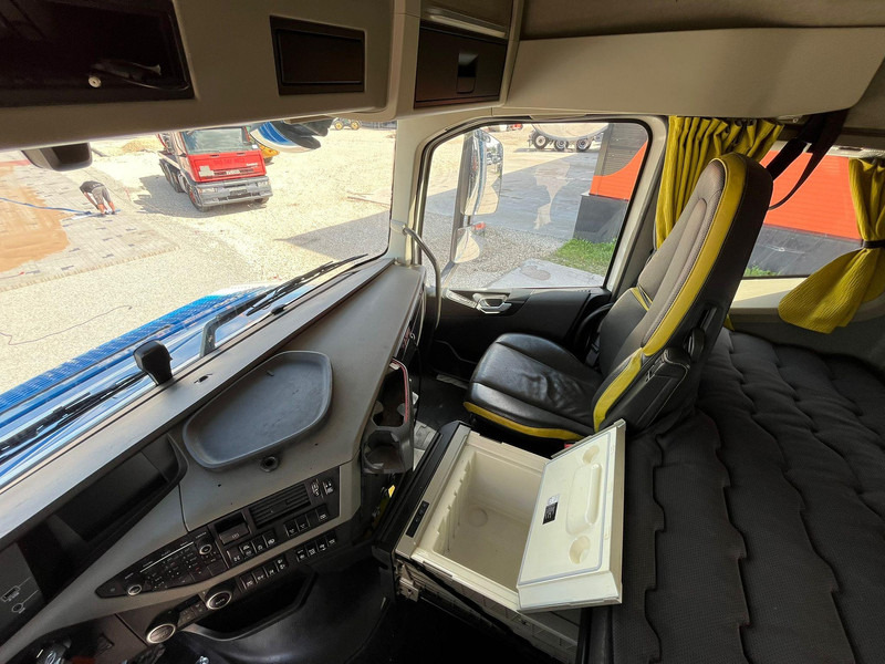 Volvo FH 16 750 6x4 HYDRAULICS лизинг Volvo FH 16 750 6x4 HYDRAULICS: фото 19 Volvo FH 16 750 6x4 HYDRAULICS лизинг Volvo FH 16 750 6x4 HYDRAULICS: фото 19