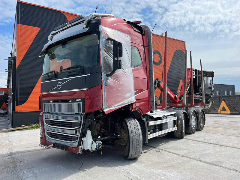 Volvo FH 16 750 8x4/4 DAMAGED ! - Лесовоз, Автоманипулятор: фото 2 Volvo FH 16 750 8x4/4 DAMAGED ! - Лесовоз, Автоманипулятор: фото 2