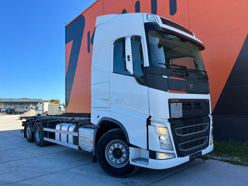Volvo FH 540 6x2 RETARDER - Грузовик-шасси: фото 3 Volvo FH 540 6x2 RETARDER - Грузовик-шасси: фото 3