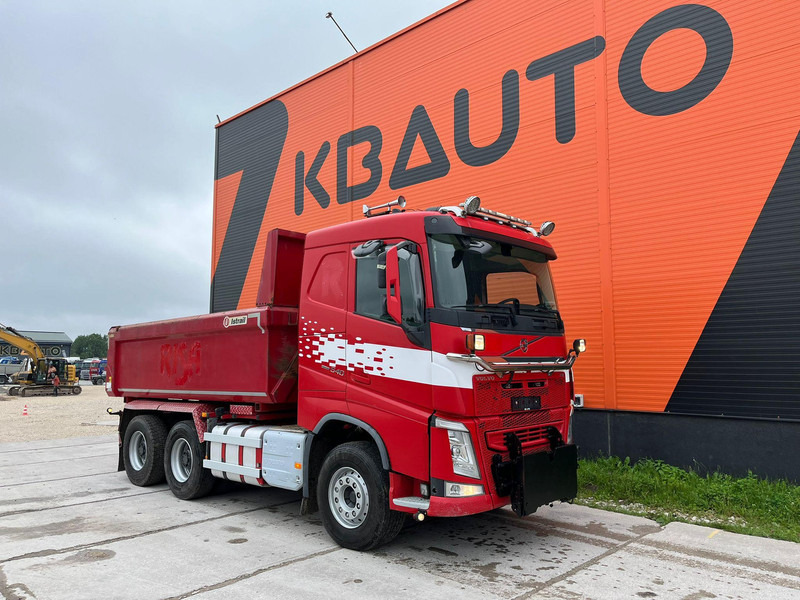 Volvo FH 540 6x4 RETARDER / BIG AXLES / BOX L=4594 mm - Самосвал: фото 4 Volvo FH 540 6x4 RETARDER / BIG AXLES / BOX L=4594 mm - Самосвал: фото 4