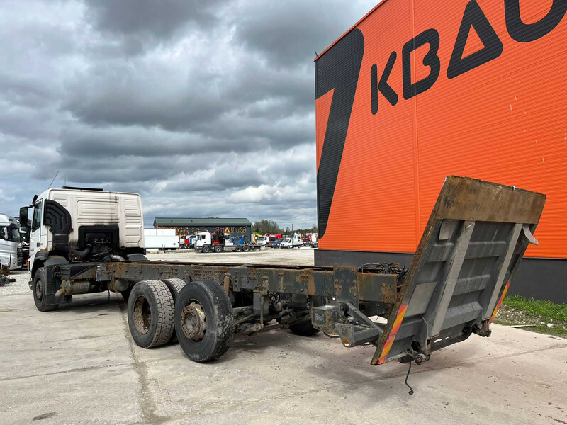 Грузовик-шасси Volvo FM 9 300 6x2 CHASSIS L=8779 mm: фото 8