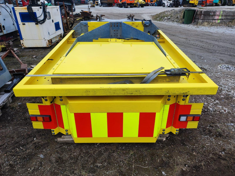 Verdegro TMA-US 100K Truck Mounted Attenuator - Запчасти для Грузовиков: фото 4 Verdegro TMA-US 100K Truck Mounted Attenuator - Запчасти для Грузовиков: фото 4