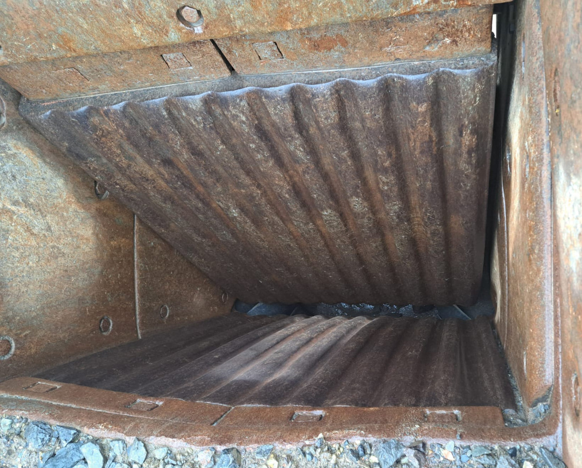 EXTEC Megabite - Щековая дробилка: фото 4 EXTEC Megabite - Щековая дробилка: фото 4