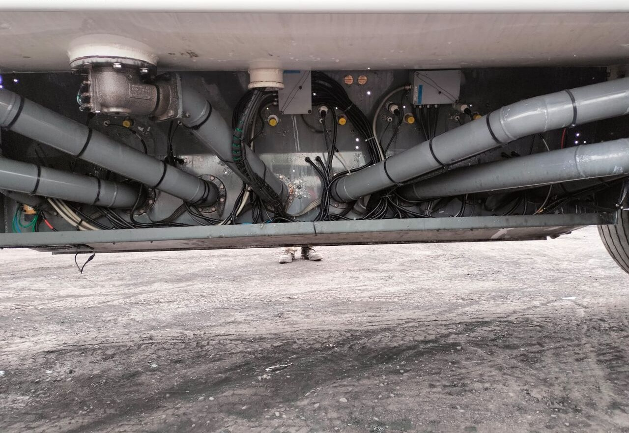 Полуприцеп-цистерна для транспортировки топлива Magyar: фото 15 Полуприцеп-цистерна для транспортировки топлива Magyar: фото 15