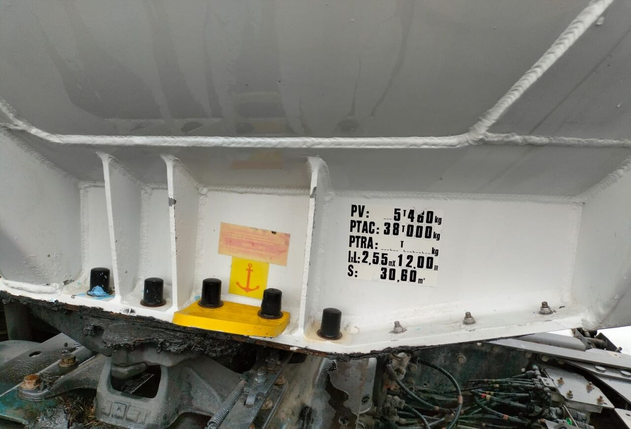 Полуприцеп-цистерна для транспортировки топлива Magyar: фото 13 Полуприцеп-цистерна для транспортировки топлива Magyar: фото 13