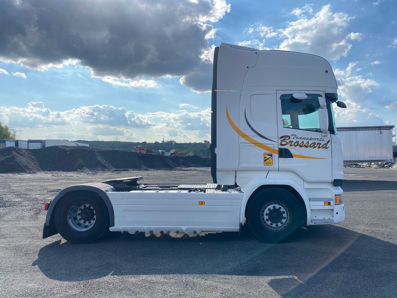 Тягач Scania R490: фото 6