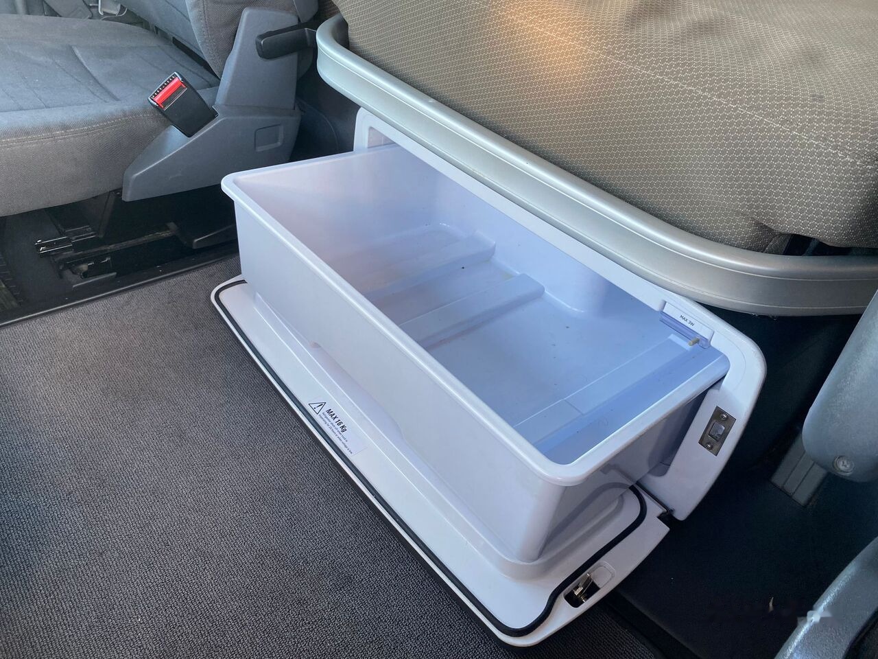 Тягач Scania R490: фото 17