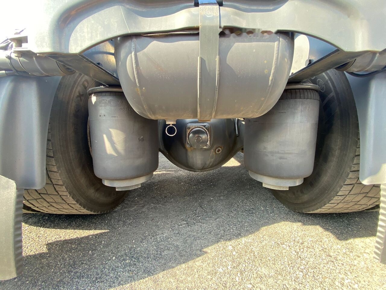 Тягач Scania R490: фото 21