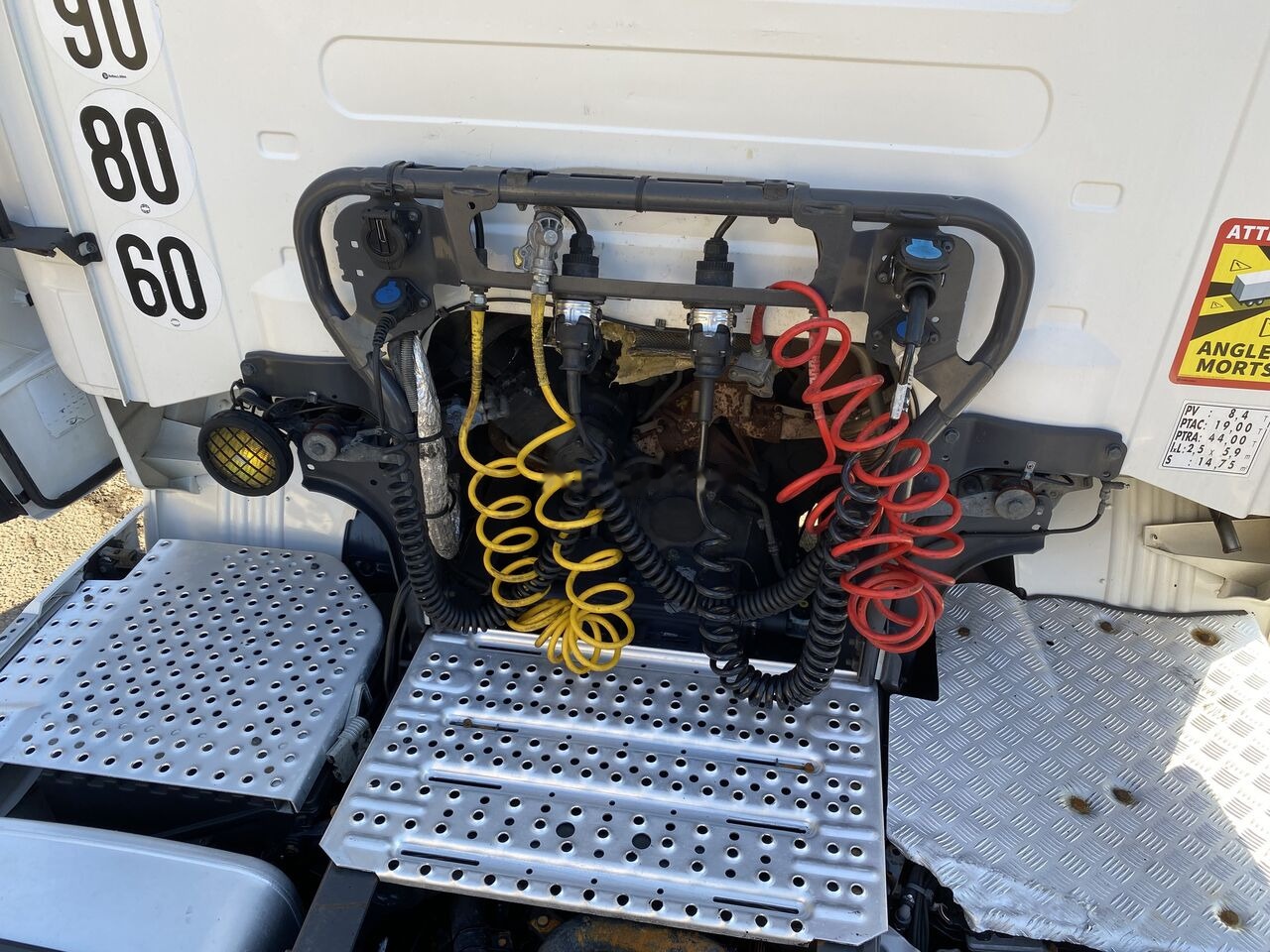 Тягач Scania R500: фото 14