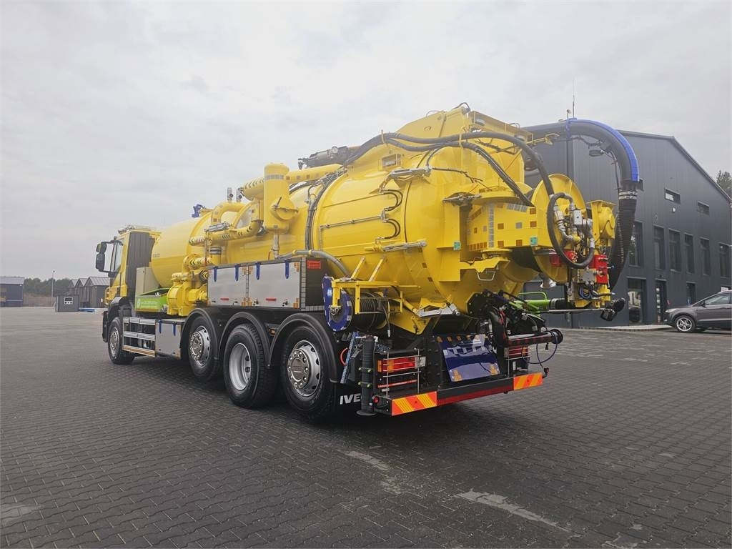 Iveco RAVO WUKO FOR CHANNEL CLEANING druck saug kanal - Ассенизатор: фото 5 Iveco RAVO WUKO FOR CHANNEL CLEANING druck saug kanal - Ассенизатор: фото 5