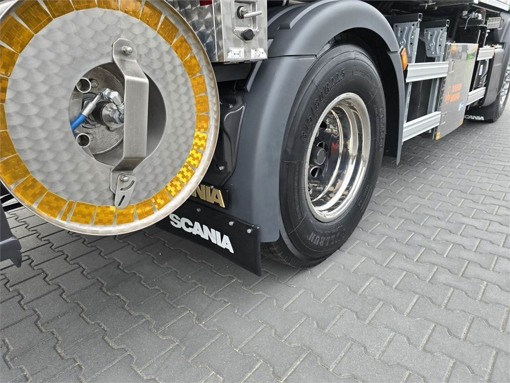 Scania MORO KAISER WUKO COMBI HOT WATER FOR CLEANING SEWE - Коммунальная/ Специальная техника: фото 5 Scania MORO KAISER WUKO COMBI HOT WATER FOR CLEANING SEWE - Коммунальная/ Специальная техника: фото 5