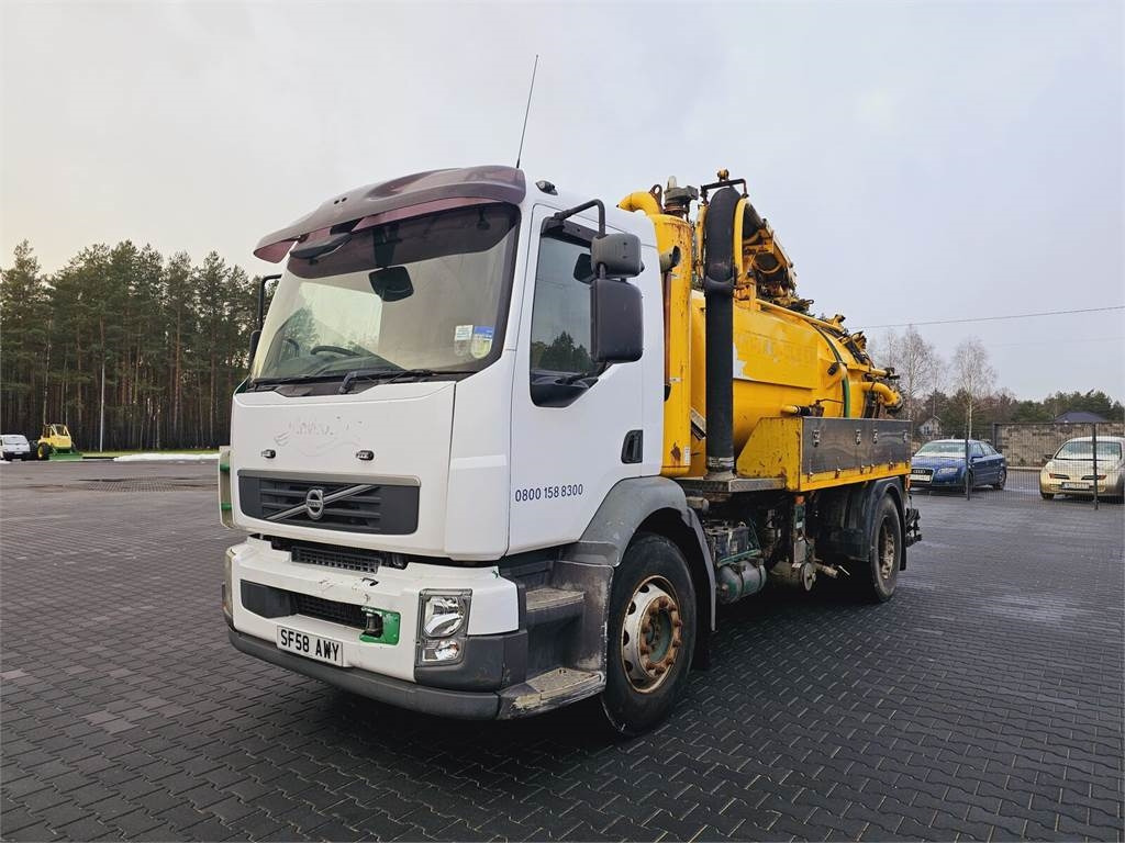 Volvo FULLER TANKERS 2008 WUKO for collecting liquid was - Коммунальная/ Специальная техника: фото 3 Volvo FULLER TANKERS 2008 WUKO for collecting liquid was - Коммунальная/ Специальная техника: фото 3